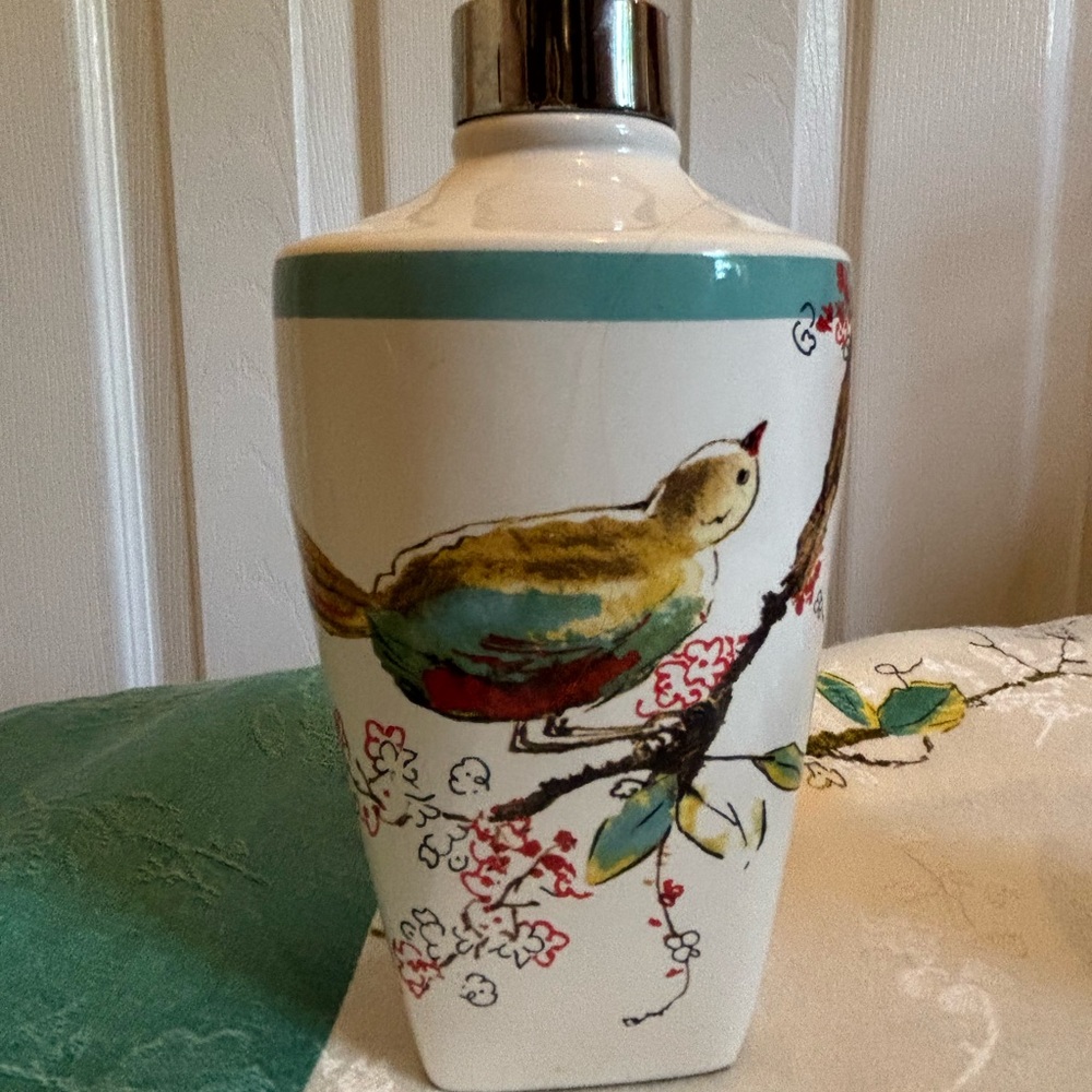 Lenox Bathroom set - Picture 10 of 11